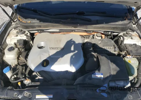 2012 Hyundai Sonata Hybrid from USA, damaged, VIN KMHEC4A40CA033595